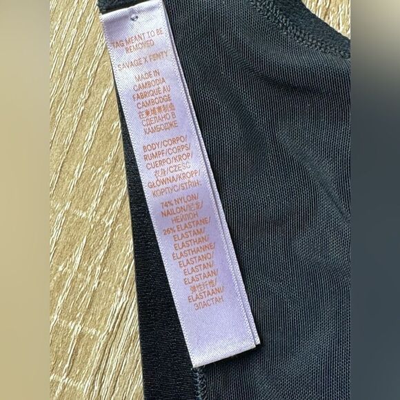 Savage X Fenty Size 38 DD Black Underwired Full Coverage T-Shirt Bra - Picture 8 of 15